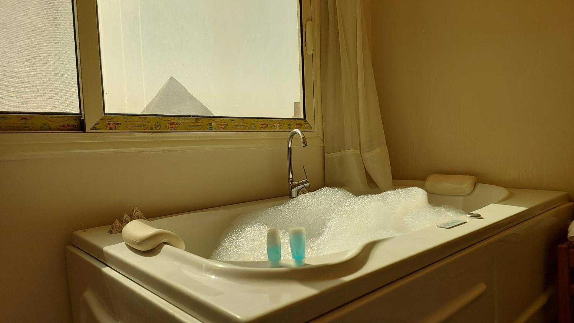 Kafret el-Gabal Anubis Kingdom Pyramids旅舍 外观 照片